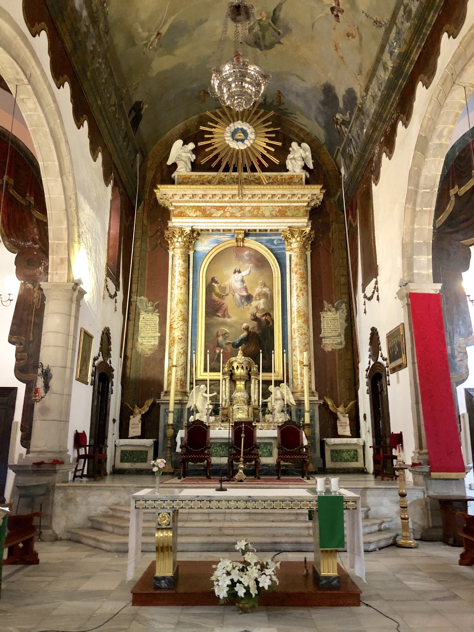Altar und berühmtes Gemälde
