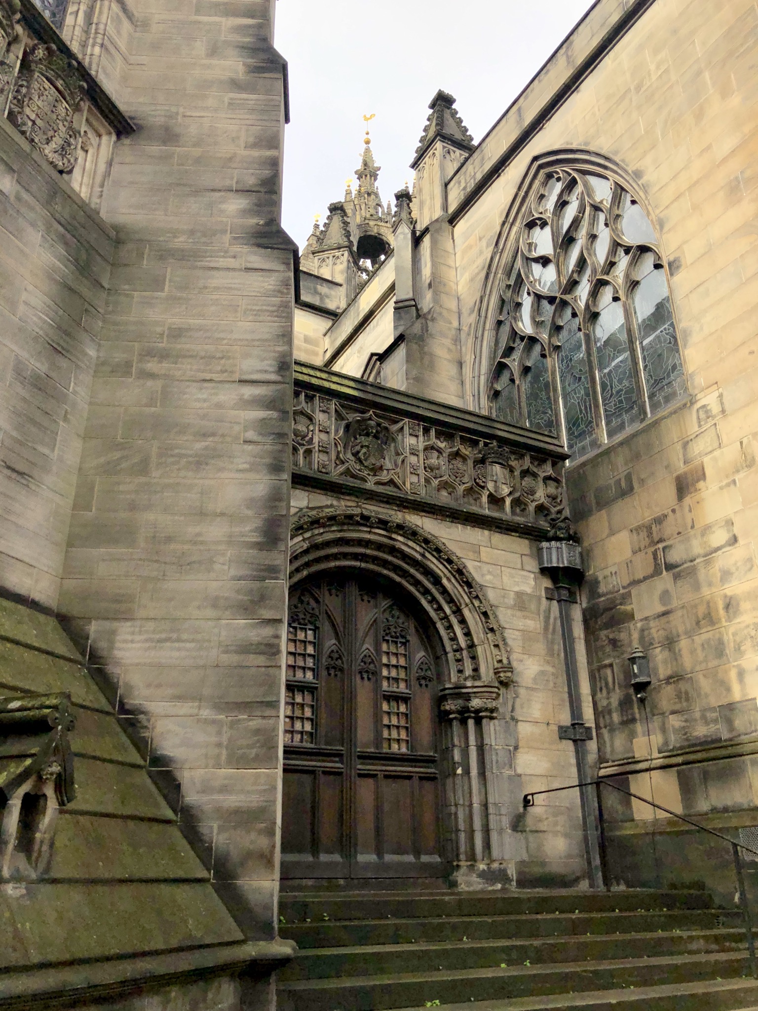 Kirche mit Turm