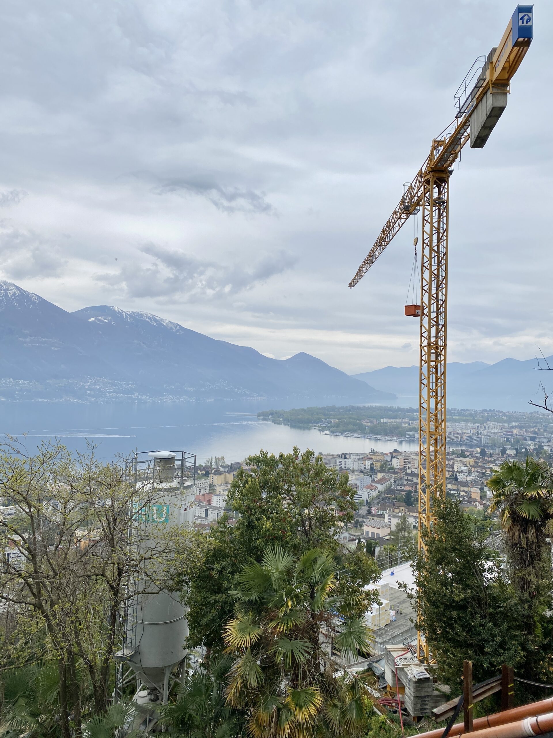 Riesiger Bauplatz in Brione sopra Minusio