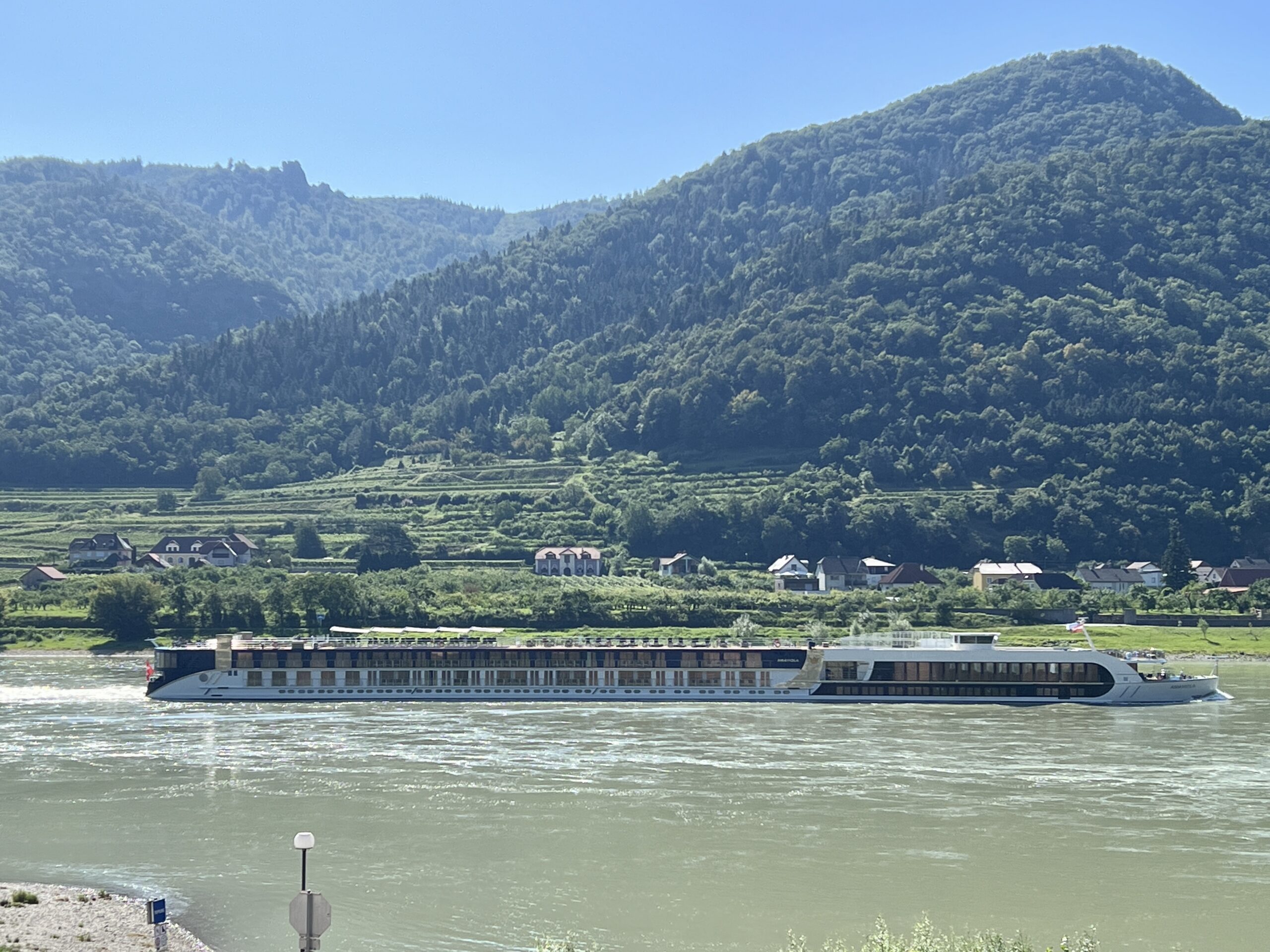 Flusskreuzfahrtschiff