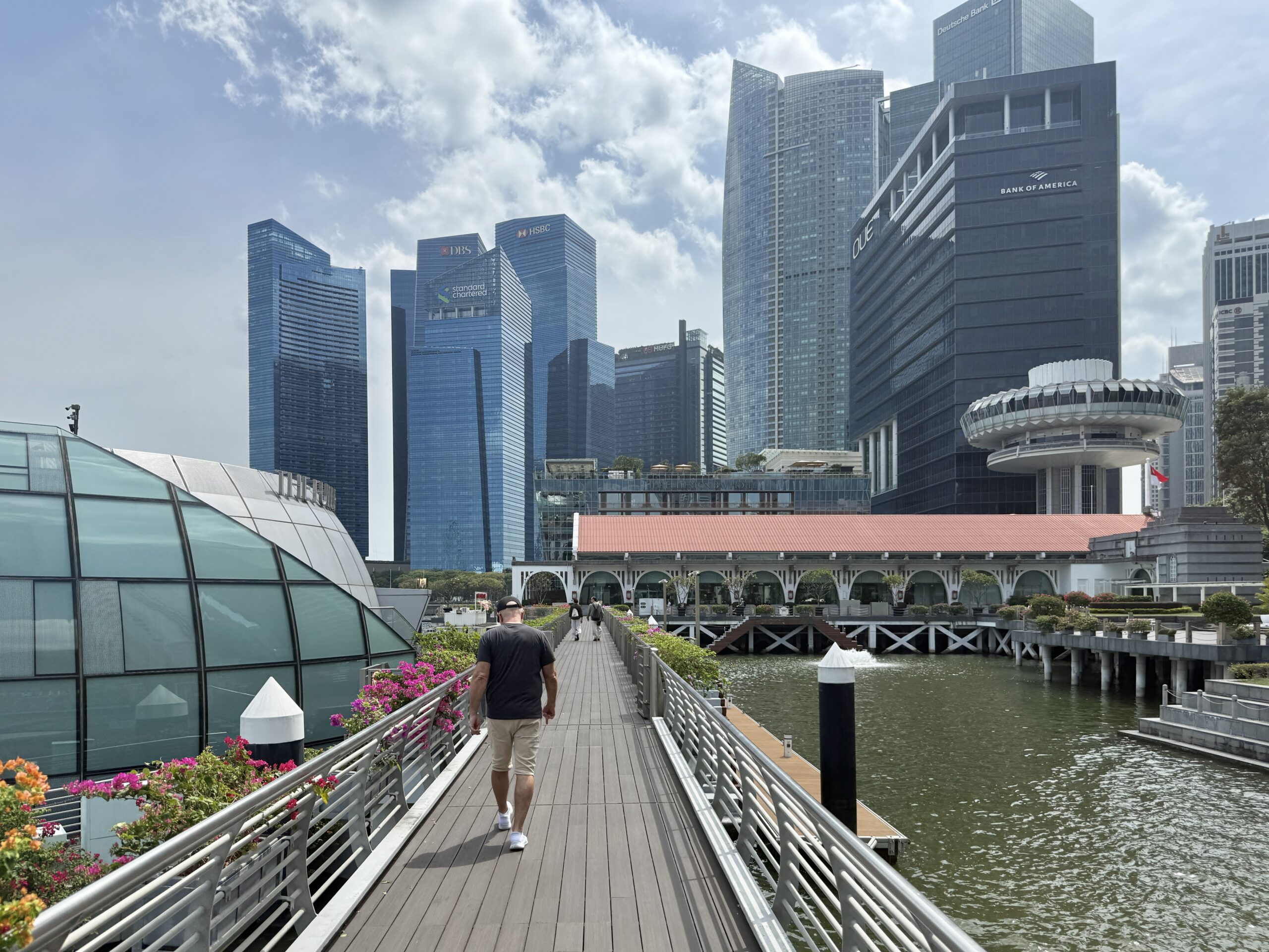 Fullerton Bay