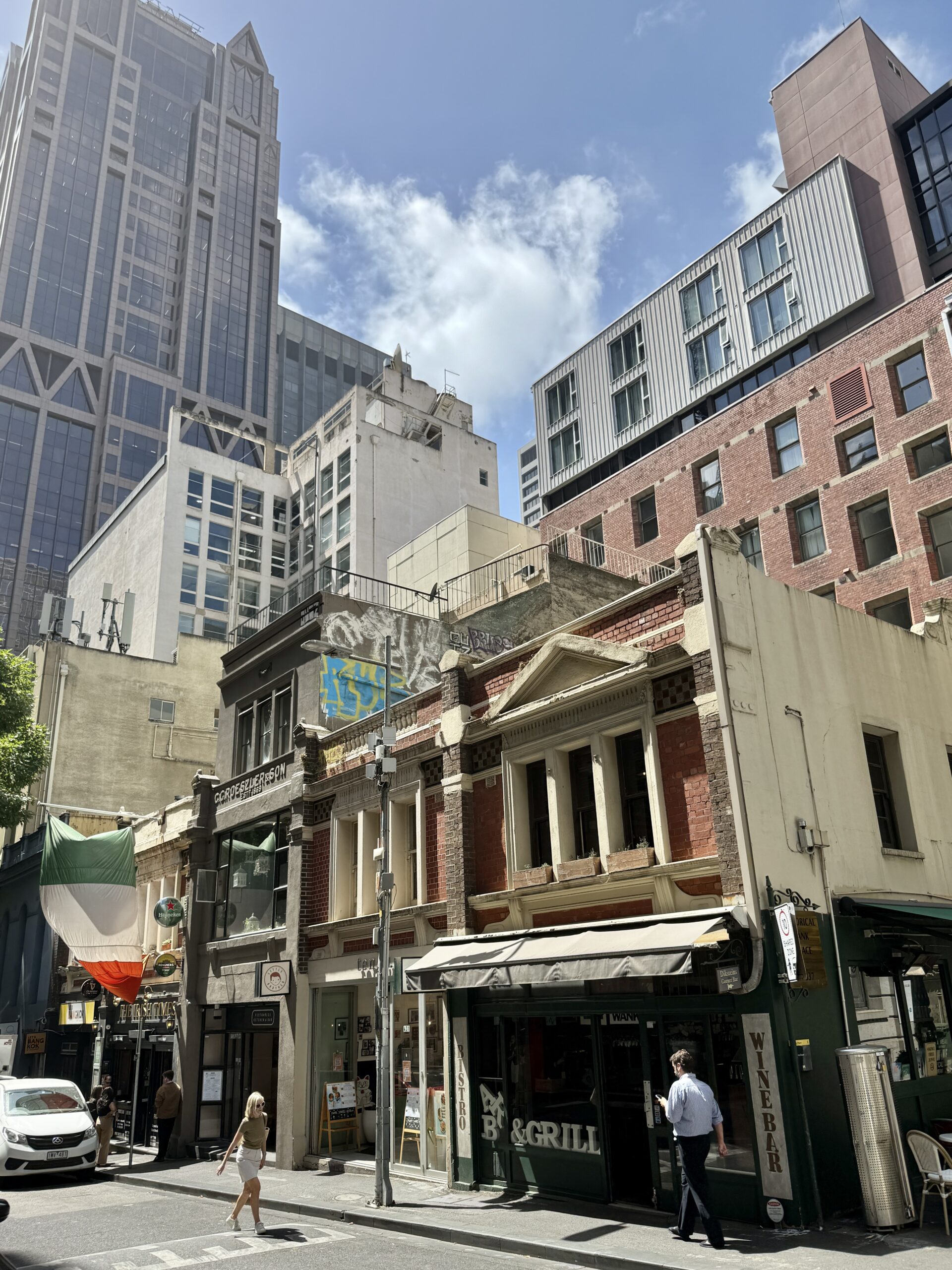 Alt und neu an der Little Collins Street