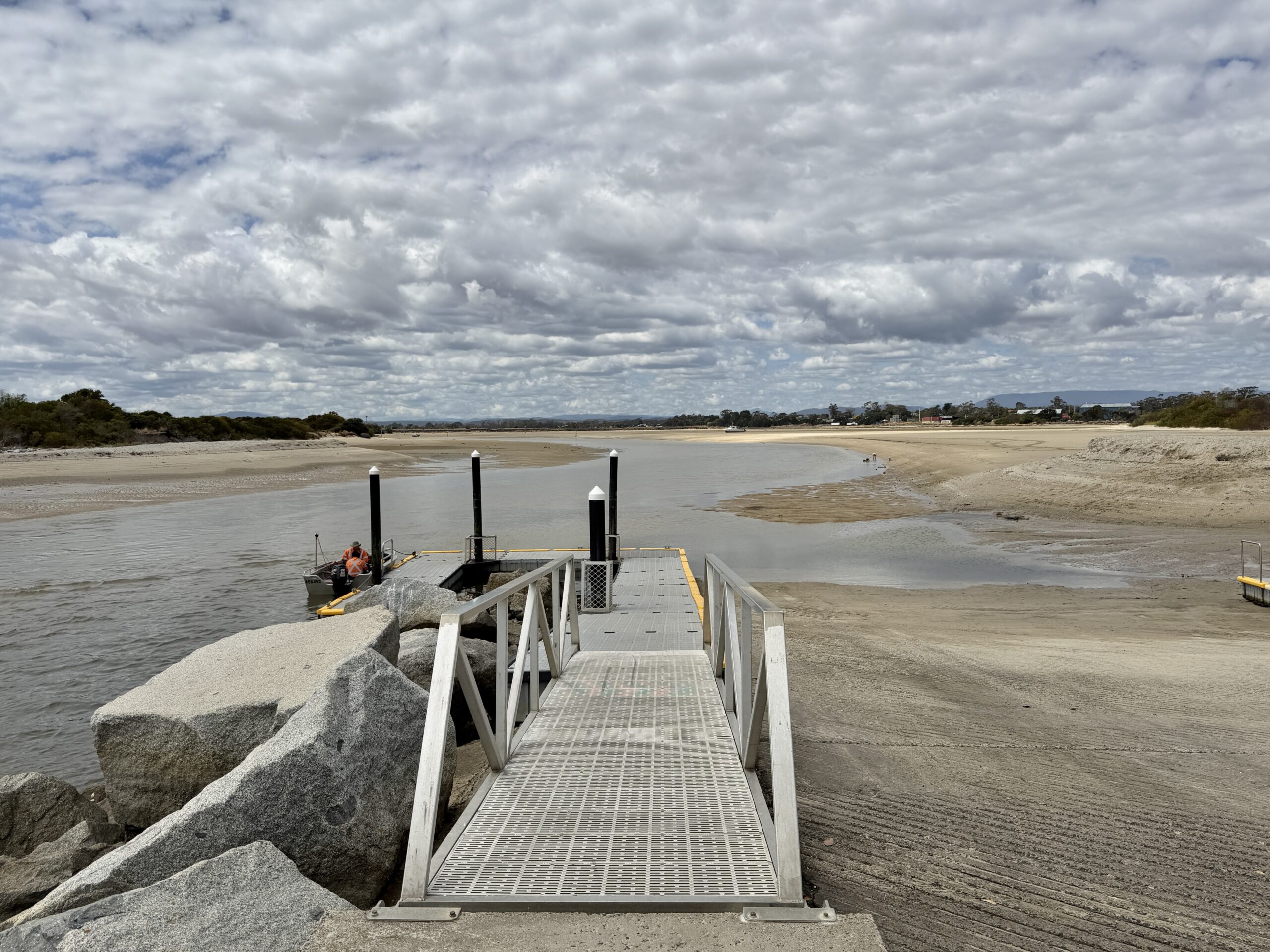 Die zwei Männer sassen nach 2 Stunden immer noch im Boot