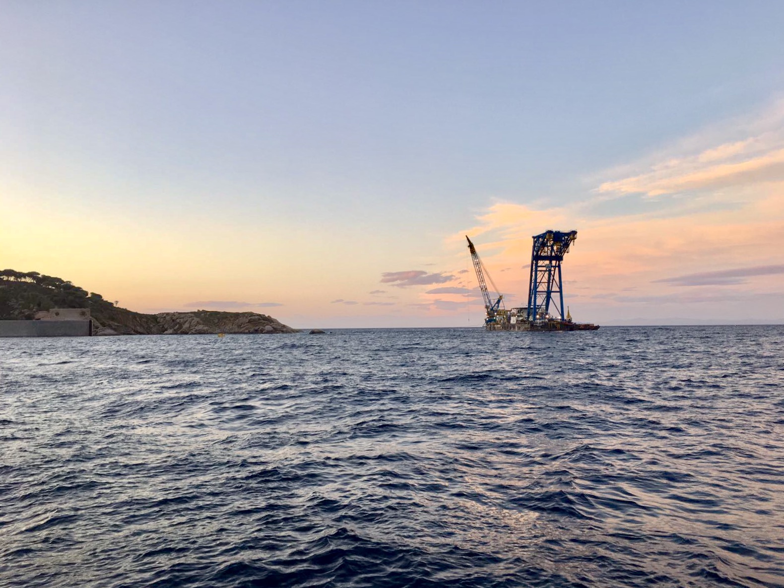 Still clearing the site after the accident of Costa Concordia